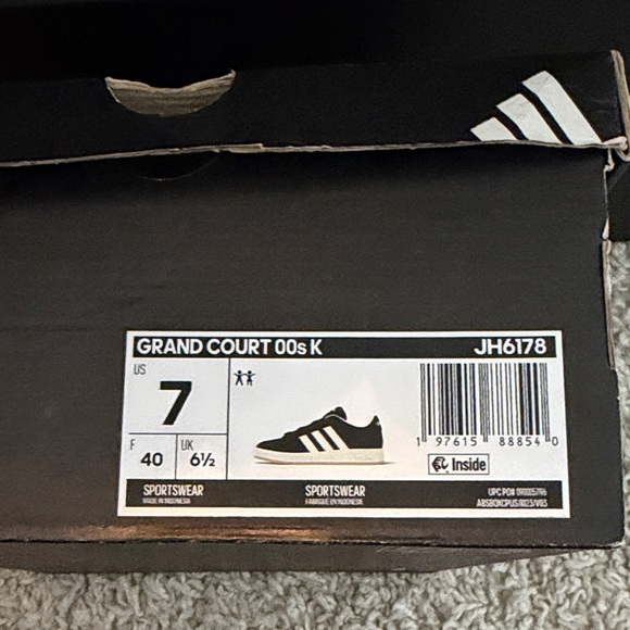 Adidas Youth Black and White Sneakers NWT - Picture 4 of 4